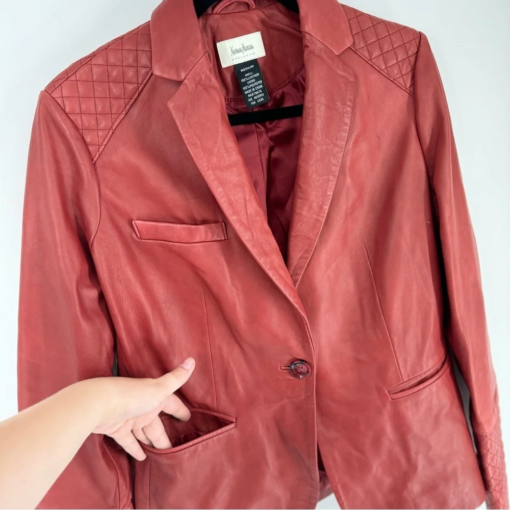 Neiman Marcus Vintage Y2K Dark Cherry Red Quilted Leather Blazer Jacket - Picture 2 of 5